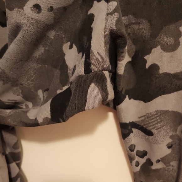 Nike Men's Camo Jogger Pants - Black and Gray - Picture 3 of 3